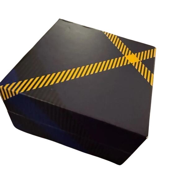 Burberry Empty Jewelry Box (1), GUC vintage - Picture 7 of 7